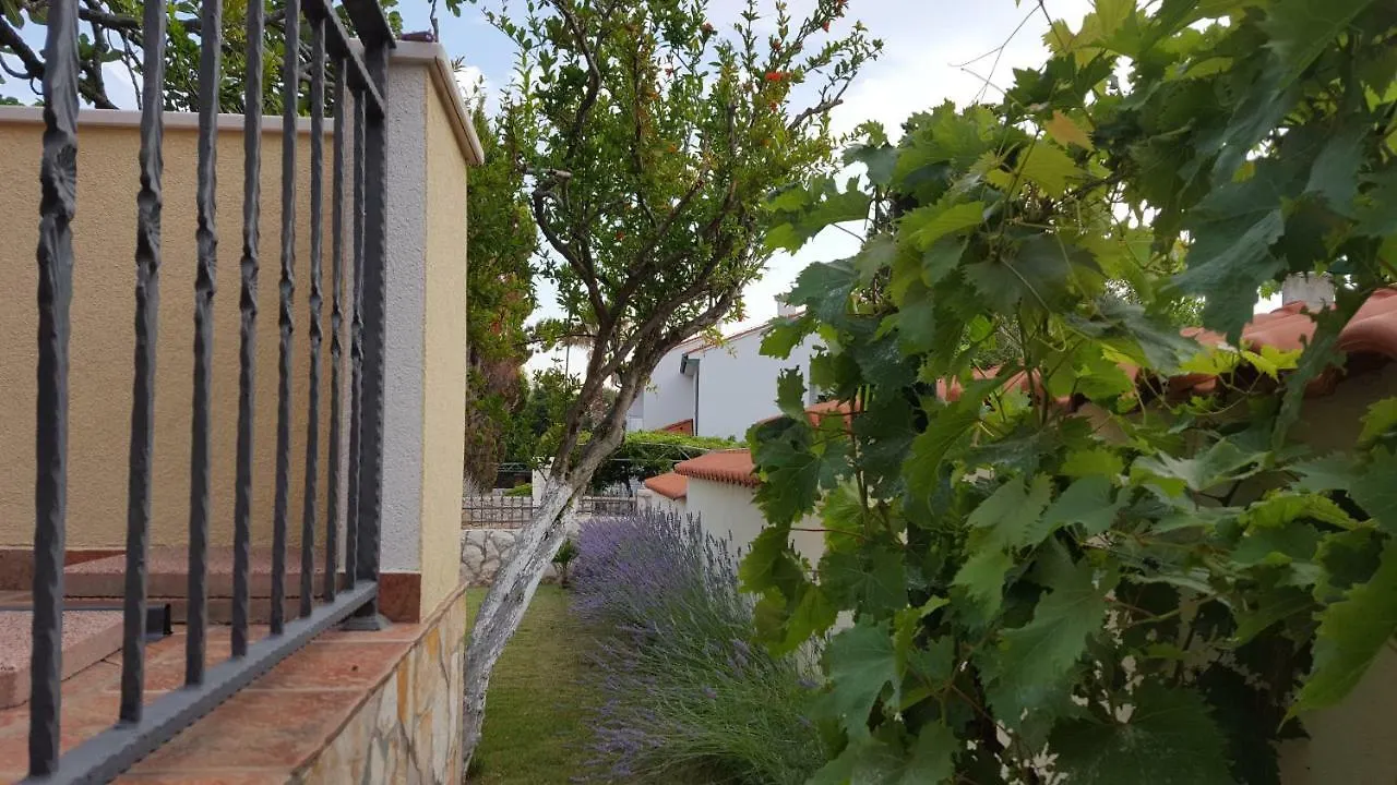 Holiday House Lavanda Vrsi