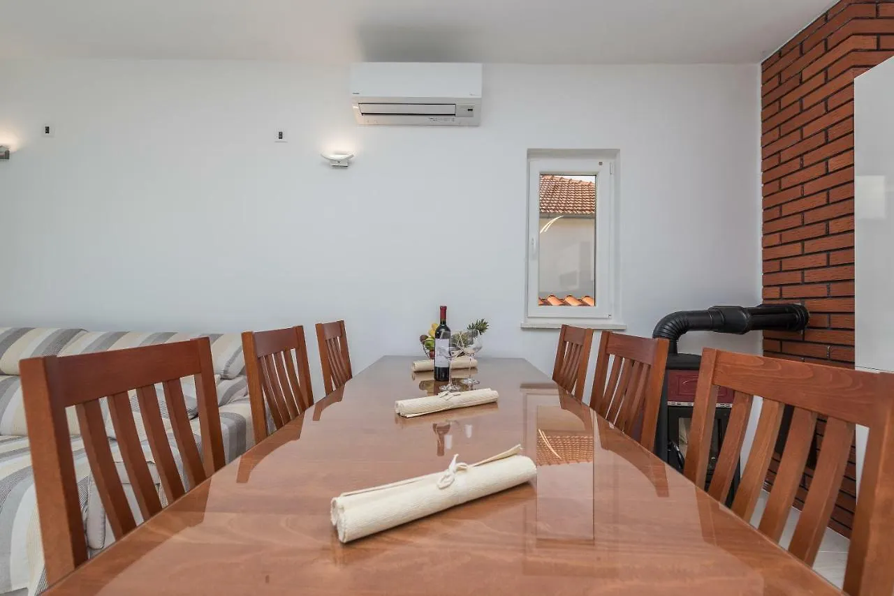 Holiday House Lavanda Vrsi